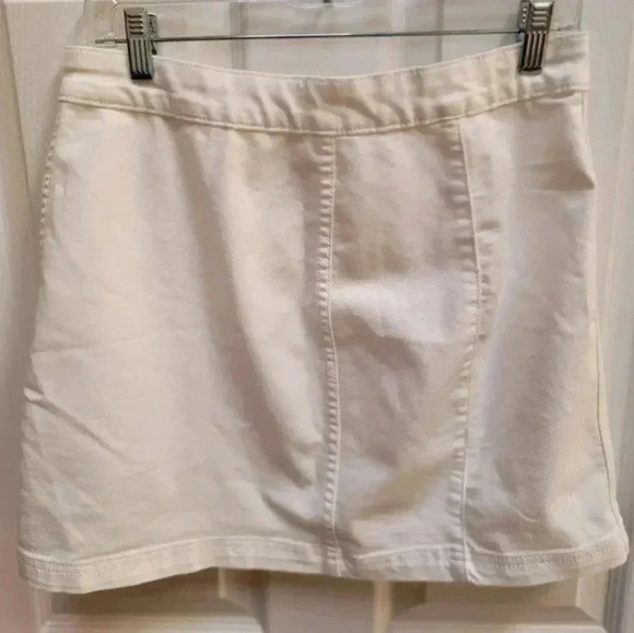 Free People Women's Button Up White Skirt Size 10 NWT - Picture 2 of 3